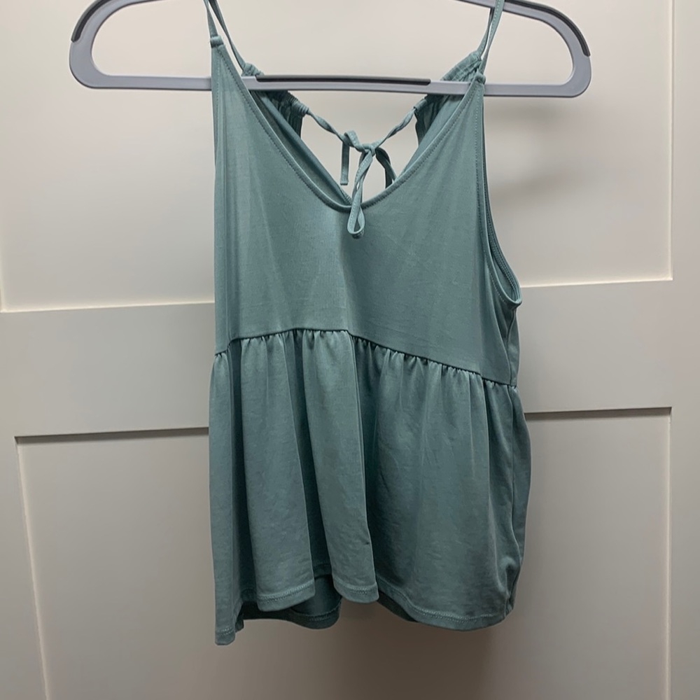 American eagle green flowy top